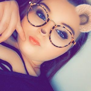 Meet your Posher, Alisha